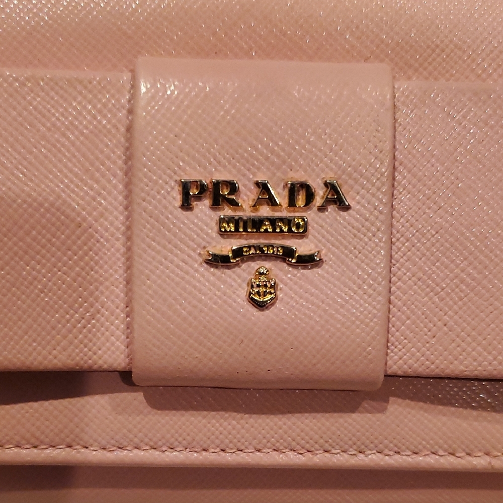 Prada Pink Saffiano Leather Wallet with Bow Detail - Picture 3 of 16